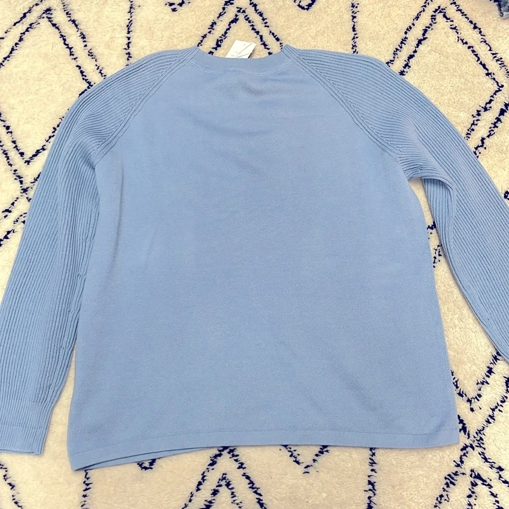 Vince Ribbed Cotton Pullover, Glacier, NWT. Size Medium - Picture 6 of 6